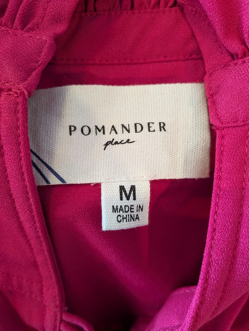 Tuckernuck Pomander Place Selena Blouse Raspberry Ruffle Puff Sleeve Size L NWOT